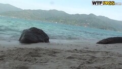 Couple fucking on the beach Thumb