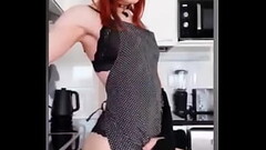 Redhead Transsexual Thumb