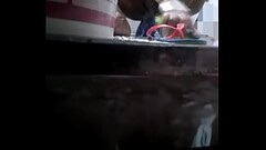 Bhabhi Bathing while devar making video Thumb